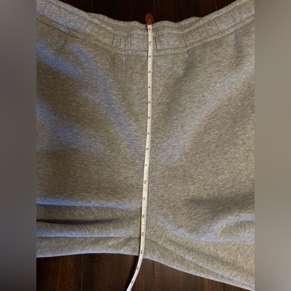 NWOT Nike Club Joggers Men's - Picture 10 of 10